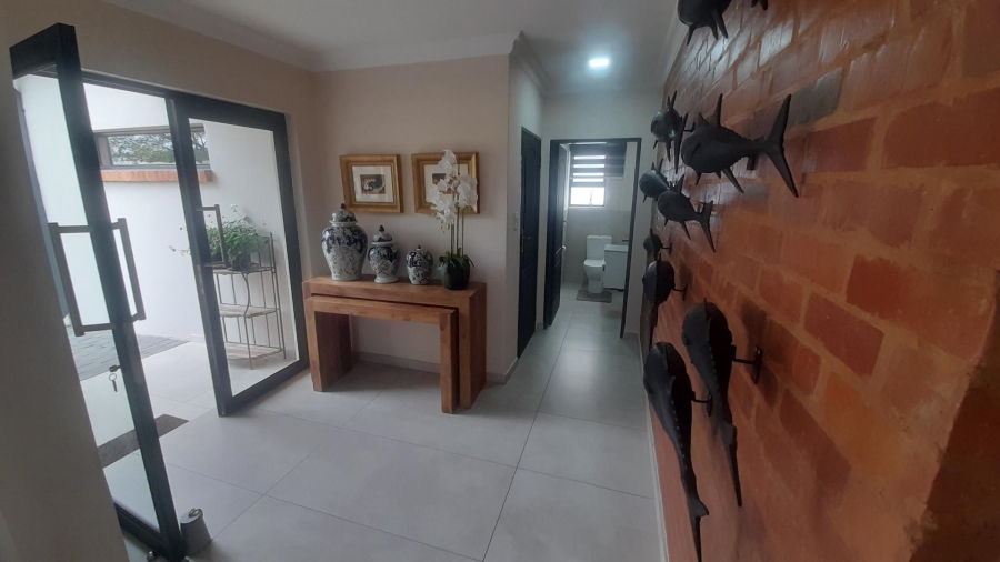 4 Bedroom Property for Sale in Meerhof North West